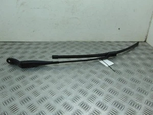 Peugeot 208 Right Driver Offside Front Wiper Arm Blade Mk1 2012-2020A - Picture 1 of 6