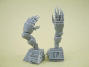 Raven Guard Dark Fury Lightning Claws (C)  - Horus Heresy - Forge World - Picture 1 of 2