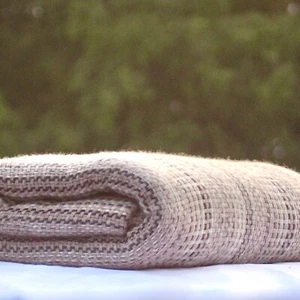 Kaschmirdecke Astitva, handgearbeitet aus Nepal, Tagesdecke, Kuscheldecke - Bild 1 von 24