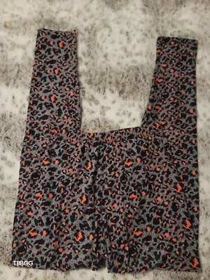 Agnes and Dora Soft Leggings Grey and Hot Pink Leopard Print NWT - Image 1 of 4