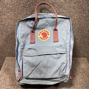 Zaino classico Fjallraven Kanken blu cielo - Foto 1 di 4