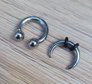 Pair Steel Septum Pinchers Horseshoes Gauge 0g 2g 4g 6g 8g 10g 12g 14g big heavy - Picture 1 of 5