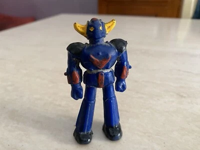 Robot in gomma dura Goldrake Ufo Robot versione 8 cm anni 80 da collezione - Immagine 1 di 4