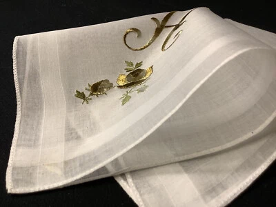 Pañuelo de boda 8870🌟PREM vintage años 40 aguacate dorado satinado monograma “H” Foto 1 de 4