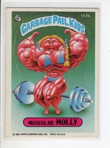 MUSCULAR MOLLY TOPPS GARBAGE PAIL KIDS CARD SERIE 4 #147B VG - Foto 1 di 1