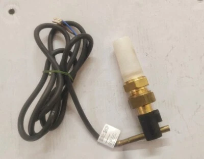 SIKA VH600M01111R311 LIQUID LEVEL SWITCH - Image 1 of 3