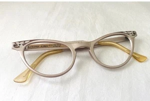 Vintage 1950’s ART CRAFT CAT EYE Eyeglasses FRAMES Silver Brush Accent Frames - Picture 1 of 7