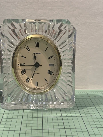 Vintage Staiger Quartz Clear Crystal Clock BS3 Cover