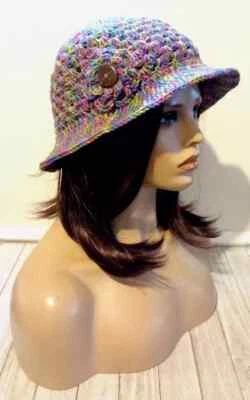 ganchillo hecho a mano mujer cubo flor sombrero ala cloche artista impresión nuevo Foto 1 de 2