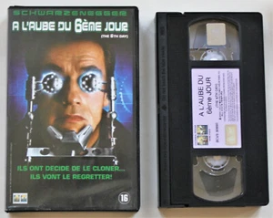 A l'aube du 6ème jour / 2000 / VHS / PAL / VF - Photo 1/2