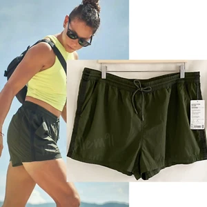 Pantaloncini corti da spedizione ATHLETA taglia 16 XL verde oliva donna nylon 530633 nuovi con etichette - Foto 1 di 9