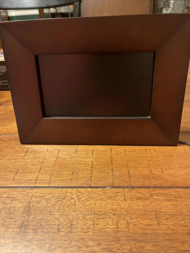 Omnitech Digital Photo Frame Cherry Wood Black Matte Inset 7" - Image 1 of 4