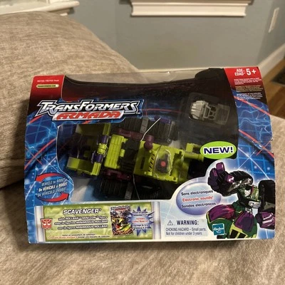 Hasbro Transformers Armada Max-Con Scavenger With Rollbar New Damaged Box - Image 1 of 4
