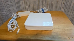 Apple AirPort Extreme Base Station Router Wi-Fi 802.11n A1301 w/Power & Ethernet - Picture 1 of 3