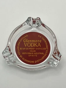 Cenicero de cigarrillo de vidrio vintage Glenmore Vodka Tri-lobe - Imagen 1 de 3