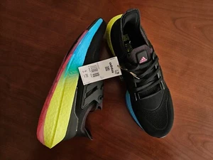 Adidas UltraBoost 22 - Imagen 1 de 13
