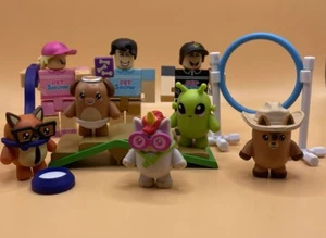 Roblox Celebrity Collection Pet Show Trainer Actionfigur Haustiere und Zubehör - Bild 1 von 6
