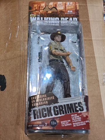 Exclusive SHERIFF RICK GRIMES 5" ACTION FIGURE The Walking Dead AMC McFarlane Cover
