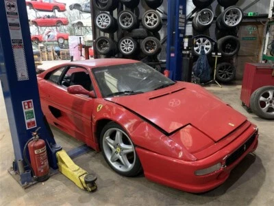 Ferrari 355 Front Brake Calipers PAIR in Black 1998 Year C/w. Pads Pins & Bolts - Image 1 of 4