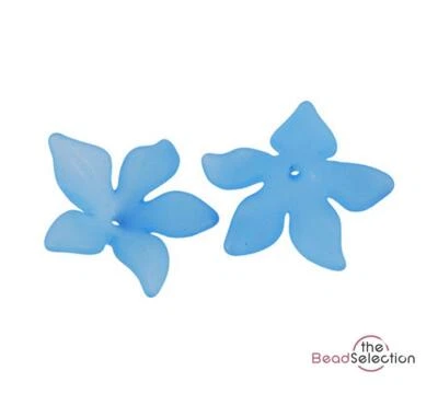 20 SKY BLUE FROSTED LUCITE ACRYLIC PETAL FLOWER BEADS 29mm LUC76 - Image 1 of 2