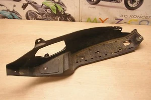 Panel de almohadilla de reposapiés derecho Piaggio MP3 125/250/400 R/H 623076 2007 - 2012 - Imagen 1 de 4