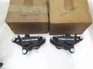 Suzuki RGV250 Front Brake Caliper L/ R NOS RGV250K BRAKE 59100-32C20 59300-32C20 - Bild 1 von 24