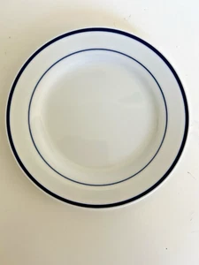 Oneida Maitre d’ Luncheon/ Salad Plate 9”D - Picture 1 of 3