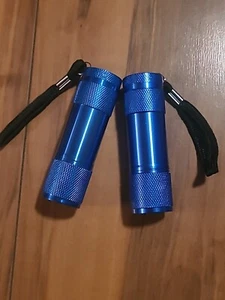 BRAND NEW X2 6 BULB LED FLASHLIGHTS (batteries included) Great Gift - Picture 1 of 3