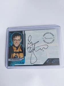 ALIEN VS PREDATOR - A3 - SAM TROUGHTON (AUTOGRAPH CARD) - Picture 1 of 2