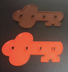 Two Tupperware Key Hook Holders / Wall Rack Harvest Orange & Brown New - Picture 1 of 1