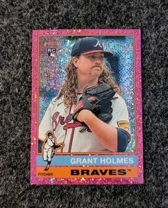 Grant Holmes RC 2025 Topps Heritage cromo rosa brillo refractor #22 Braves - Imagen 1 de 2