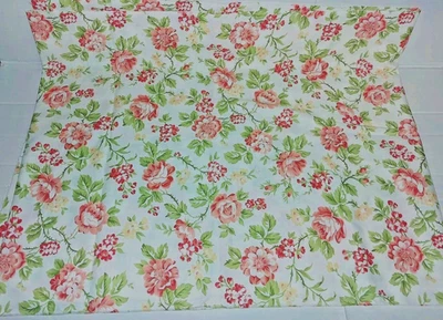 2 yds moda Fig Tree & Co Fabric Jelly & Jam flowers white red Joanna Figuerua - Image 1 of 3