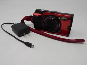 Olympus Tough Red TG-6 Digital Camera 12MP For Parts Repair Does Not Focus - Picture 1 of 5