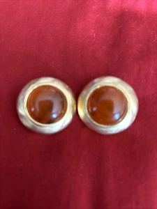 Vintage Gold tone Earrings Hammered texture Orange faux stone Clip on Chunky E3 - Picture 1 of 7