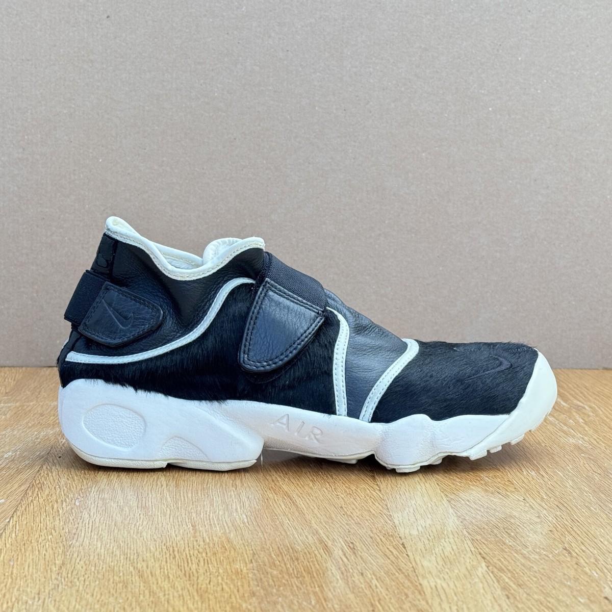 Nike Rift Sneakers for Men for Sale | Authenticity Nike Rift Sneakers for Men for Sale | Authenticity
