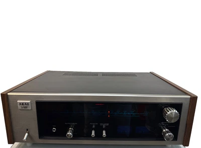 Akai AT 550 vintage  stereo Tuner (5) - Bild 1 von 4