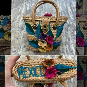 Vintage Mexican Straw Woven Small Purse Mexico Double Handle Flowers 1950 - Picture 1 of 11