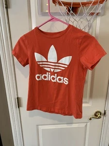 Adidas Youth S Small Logo Tee Shirt Boys Red - Picture 1 of 3
