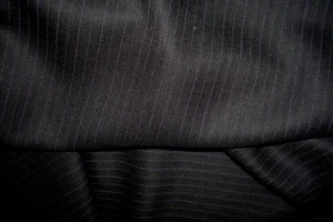 4.83 yds English WOOL Fabric Super 100s Suiting 9.5 oz Char Gray stripe 174" BTP - Picture 1 of 5