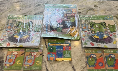 Muñeco feo fiesta pared y mesa decoraciones invitaciones tarjetas de agradecimiento bolsas de botín Foto 1 de 4