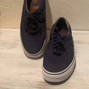 Van authentic shoes in Navy Men size 10 Women size 11.5 - Picture 1 of 10