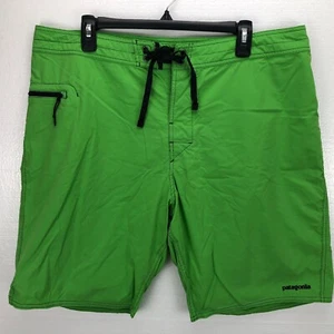 Patagonia 38W Solid Green Coin Pockets Flat Front Men's Short Pants - Picture 1 of 5