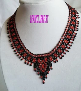 20 Zoll schwarze handgestrickte Halskette (schwarze und rote kleine Perlen) - Bild 1 von 8