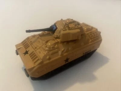 Vintage Matchbox Bradley M2 Fighting Vehicle 1:98 scale made 1997 T-0927 - Image 1 of 4
