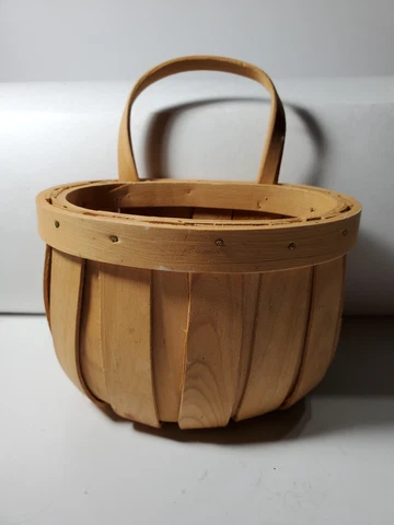 Petite Woven Basket With Top Hanging Loop (longaberger- like style) Cover