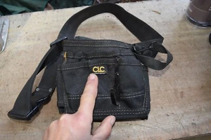 CLC Work Gear Tool Pouch: Pockets, Tool Belt, Belt Slot - Picture 1 of 2