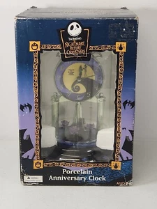 Nightmare Before Christmas Porcelain Anniversary Clock Sally Jack with Roses - Picture 1 of 8