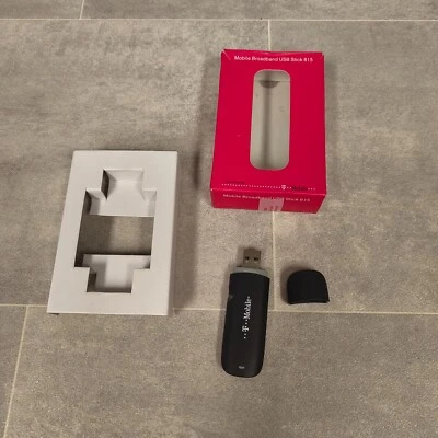 Mobile Broadband USB Dongle 615 on T-Mobile Network - Image 1 of 4