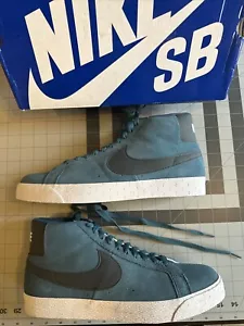 Talla 12 - Nike SB Blazer Alto “Azul Grieta” 310801-400 (Lanzamiento 2011 Raro) - Imagen 1 de 9