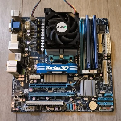 Mainboard CPU Gigabyte GA-880GMA-UD2H + AMD Athlon II X2 260 - 3,2Ghz - 8GB RAM  - Bild 1 von 4
